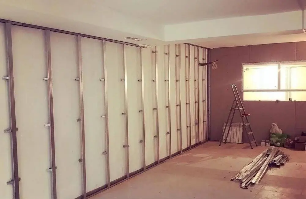 Установка металлического профиля