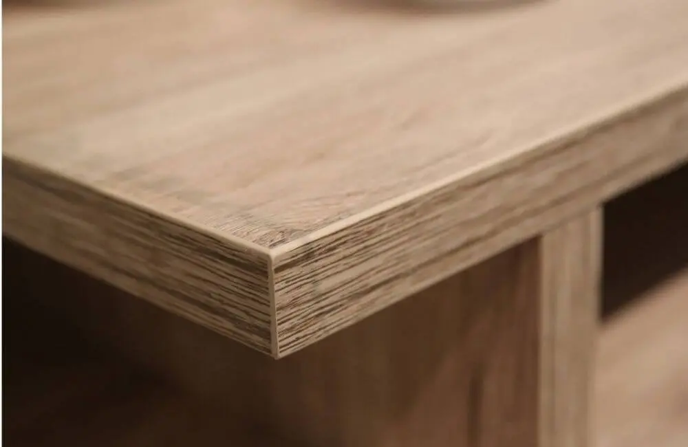 Кромка АБС на столешнице