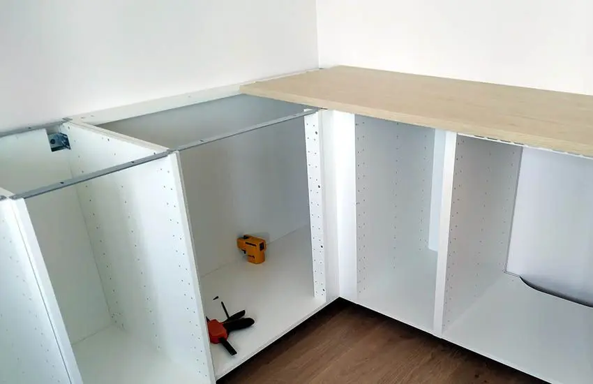 Замена столешницы на кухне