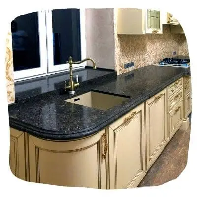 Столешница черный мрамор