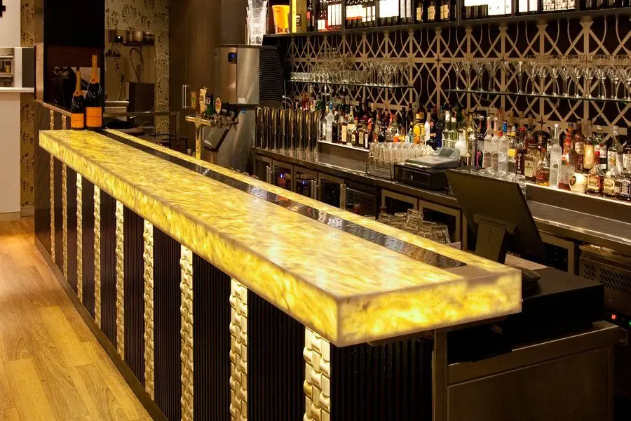 Столешницы для баров, кафе и ресторанов 5.jpg