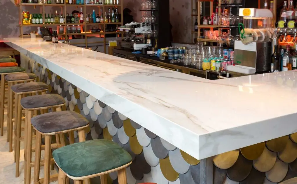 Столешницы для баров, кафе и ресторанов 4.jpeg