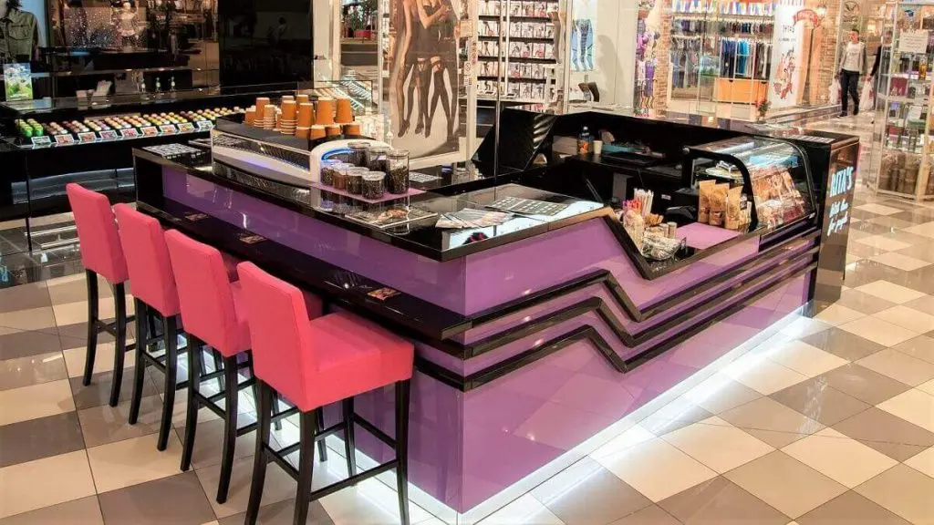 Кофейный островок в стиле конструктивизма