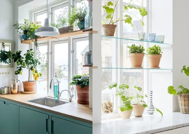 подоконник на кухне (2).jpg