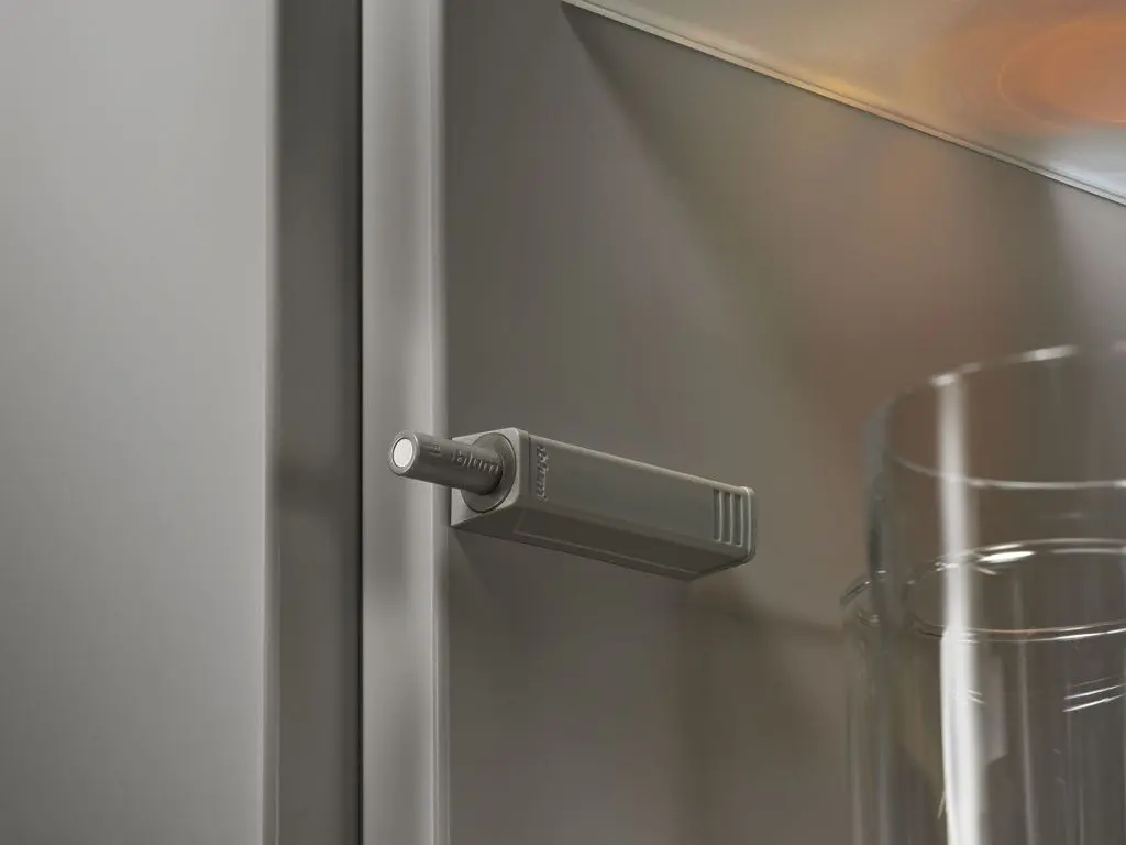 Blum TIP-ON Blum TIP-ON