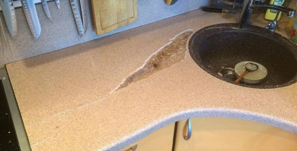 Дыра в столешнице