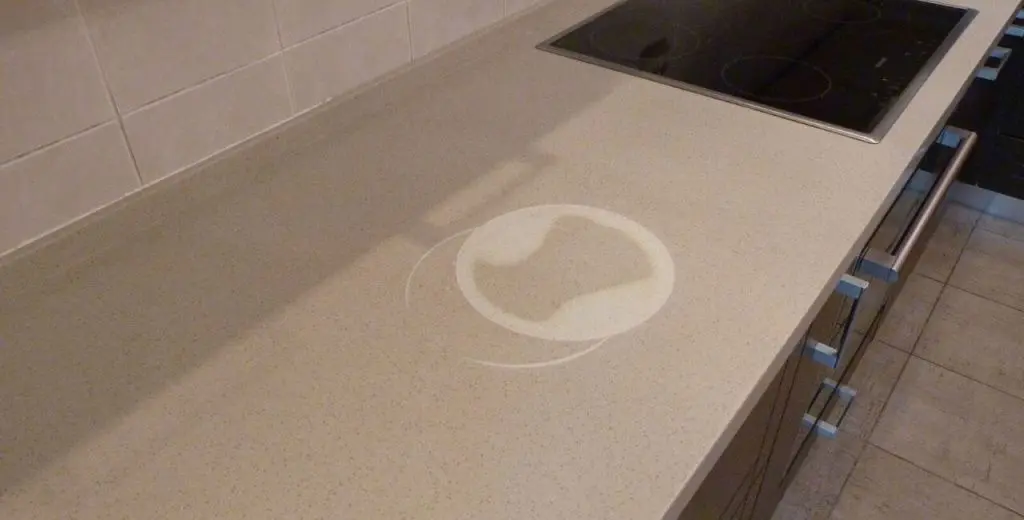 Потертости на столешнице