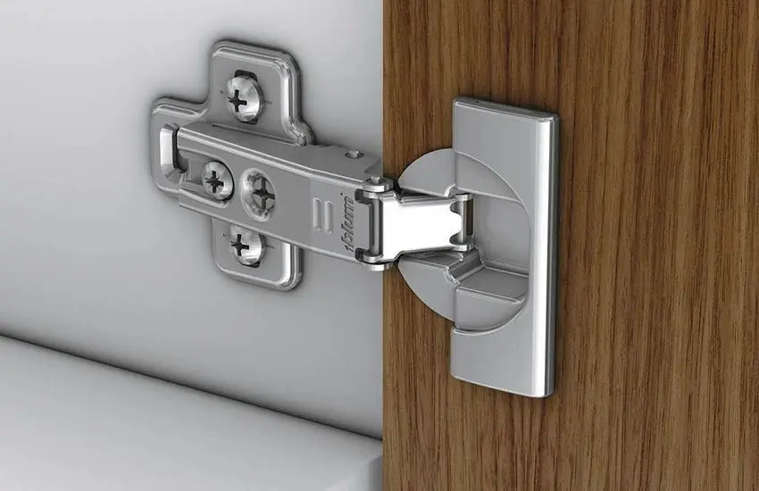 Смежная мебельная петля