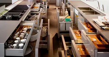 Фурнитура для мебели