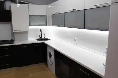 1110/E 8гр. Белый Столешница глянцевая фото 2