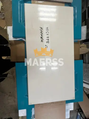 Фасад МДФ "Мыло" в пленке беж.глянец 405*798мм детальная картинка