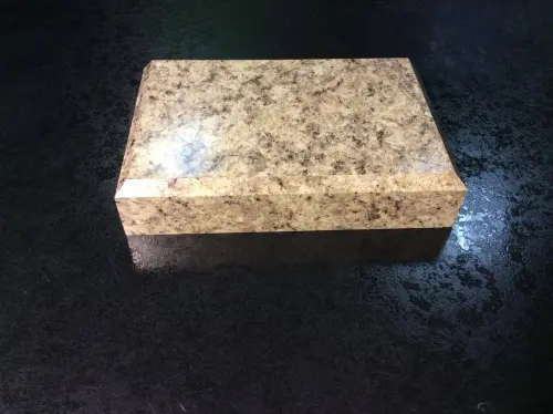 Образец обработки столешницы профилем Beveled детальная картинка фото 2