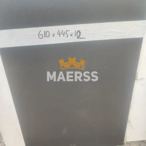 12*610*445мм тонкая черная столешница HPL Compact детальная картинка