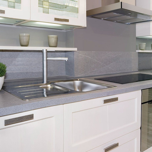 Плинтус для кухонной столешницы Korner LB 23.6056 Белый Блеск детальная картинка фото 3